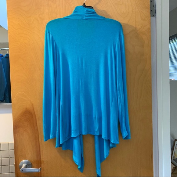 🔥5/$20🔥 “Popana” Turquoise Stretch Rayon Cardigan and Tee Tunic size M & L - Picture 5 of 10